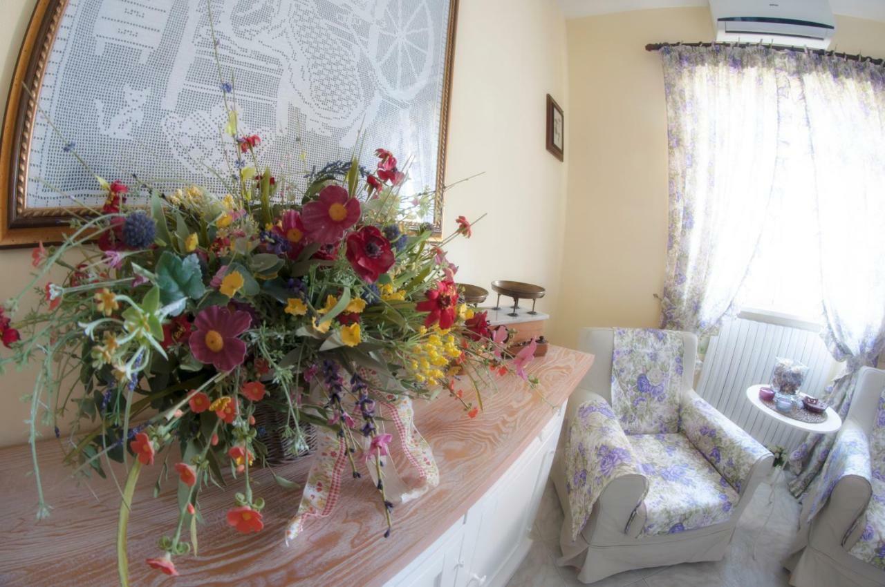 Bed And Breakfast Nonna Loreta ฟอร์เมลโล ภายนอก รูปภาพ